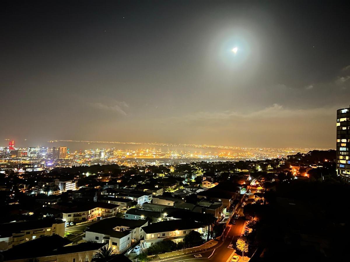 Breathtaking Views, Brand New Renovated *