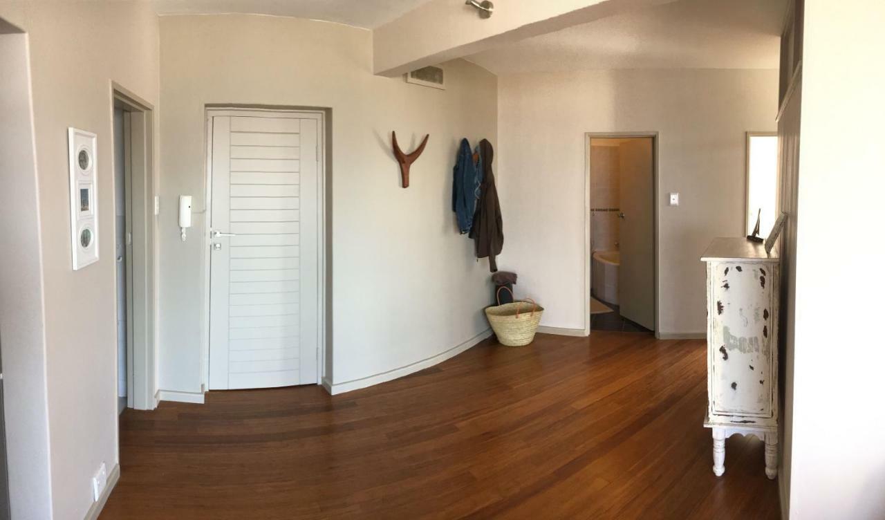 Breathtaking Views, Brand New Renovated Apartment Kapstadt