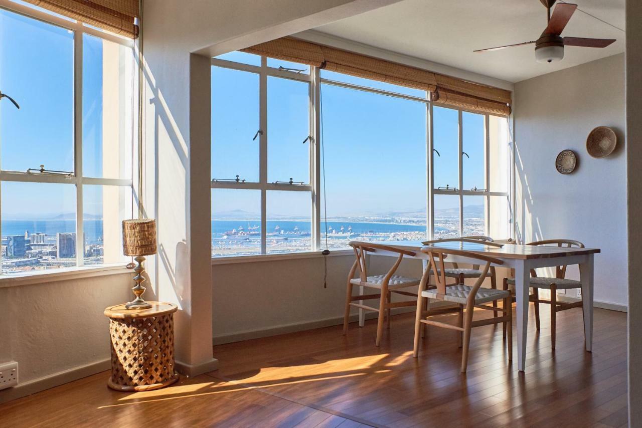 Breathtaking Views, Brand New Renovated Kapstadt